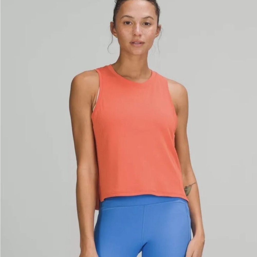 Lululemon train to be tank in golden apricot, size 8